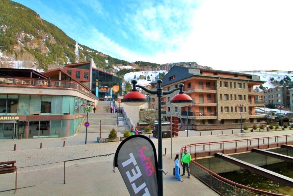 Areny, Canillo Centro, En Frente Del Telecabina De Grandvalira Bagian luar foto