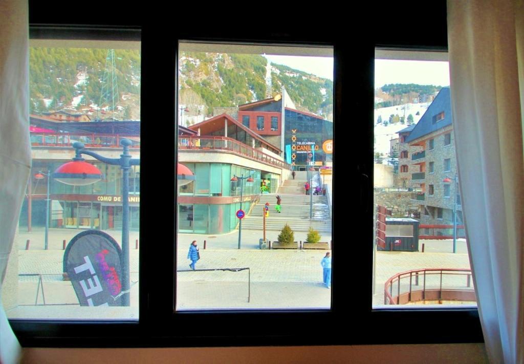 Areny, Canillo Centro, En Frente Del Telecabina De Grandvalira Bagian luar foto